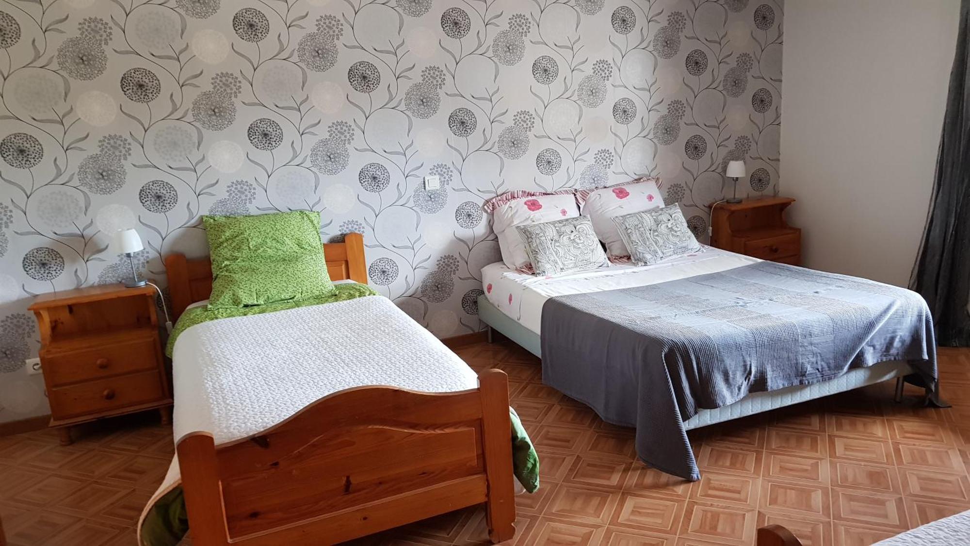 Bed and Breakfast La Sente Des Vignes Hauteville  Екстер'єр фото